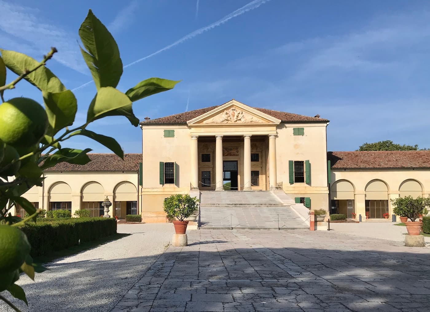 Villa palladiana con affreschi dello Zelotti